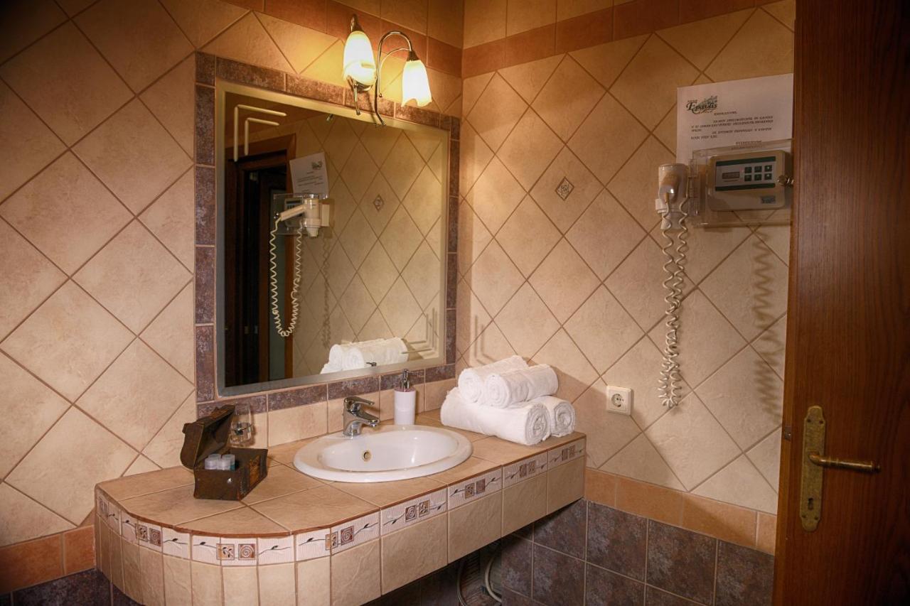 Hotel Epavlis Káto Poróïa Zewnętrze zdjęcie